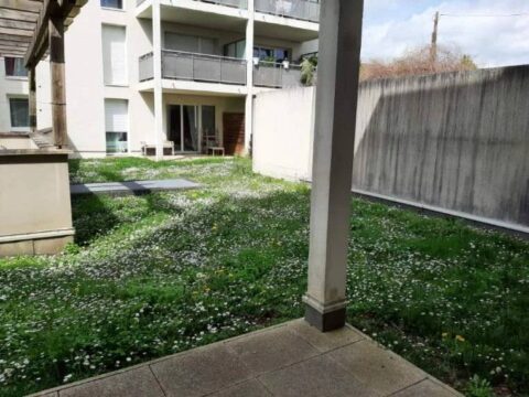 Joué-lès-Tours — Appartement T2 de 44 m² RDC Terrasse 2013 Tram