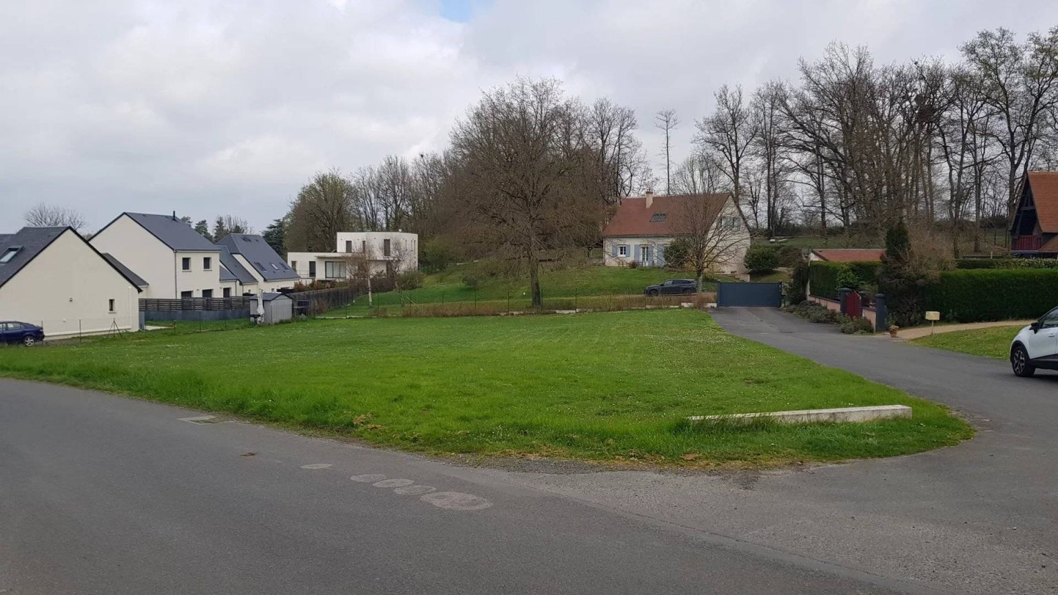 Terrain plat de 642 m²