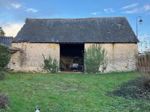 Parçay-Meslay — Grange aménageable Calme Terrain 1000 m²