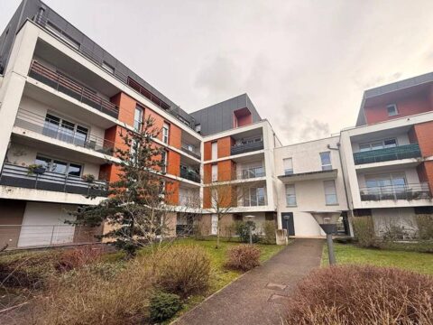 Tours — Appartement T3 de 63 m² 2012 Sécurisé RDC Terrasse Jardin Parking