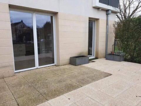 Tours — Appartement T2 de 41 m² 2010 Jardin Terrasse Parking