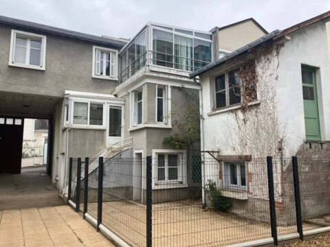 Tours — Maison centre-ville 107 m² 5 pièces à rénover