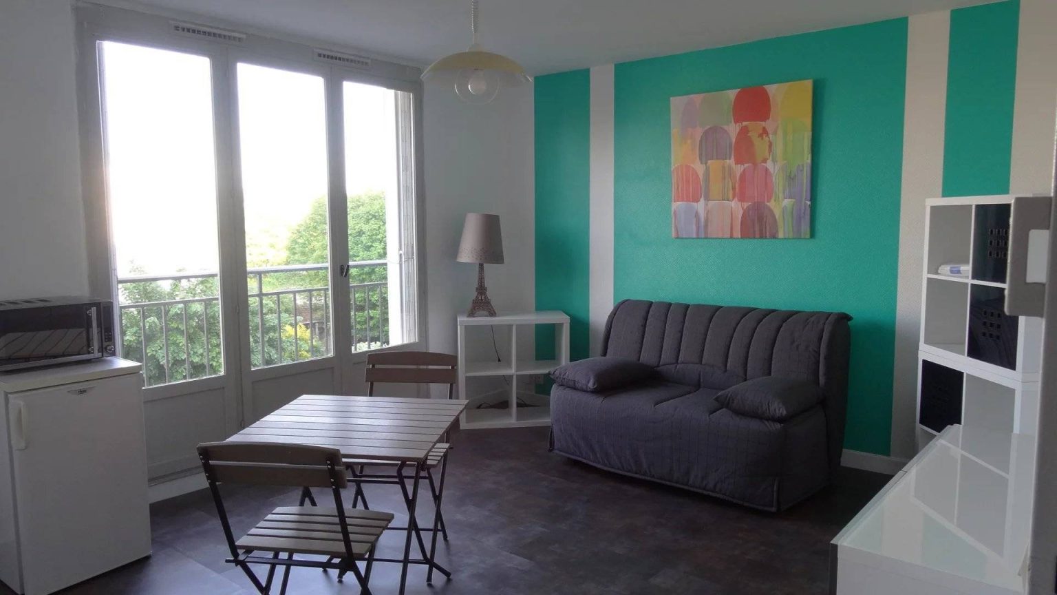 Studio 25 m² avec parking et cave