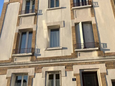 Tours — Appartement T2 de 32 m² Tours Cour Cave