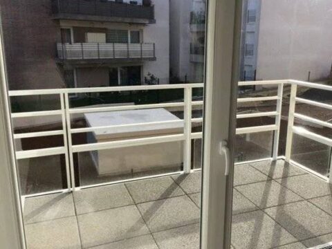 Tours — Appartement T2 de 40 m² Récent 2018 Balcon Tram