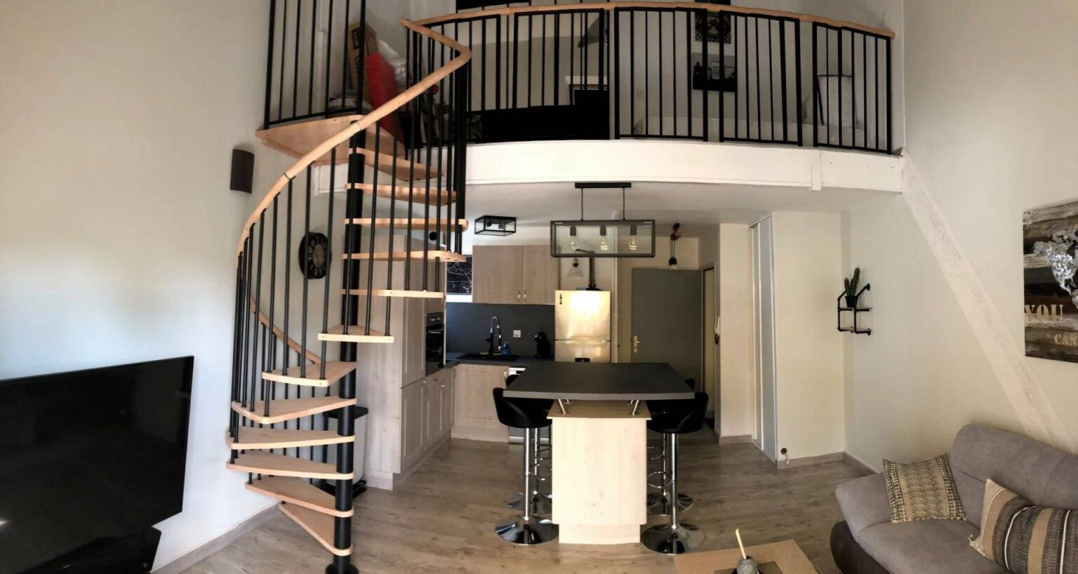 Appartement Duplex 42m² Cave Parkings Balcon