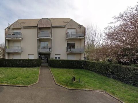 Tours — Studio 24 m² Balcon Parking