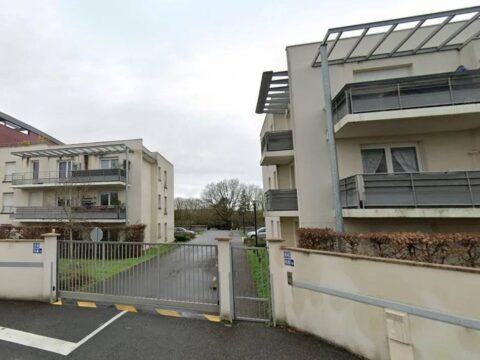 Tours — Appartement T2 de 43 m2 2009 Terrasse Parking