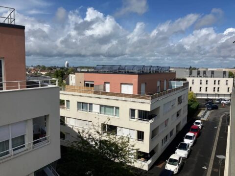 Tours — Appartement T2 de 43 m² 2013 Parking